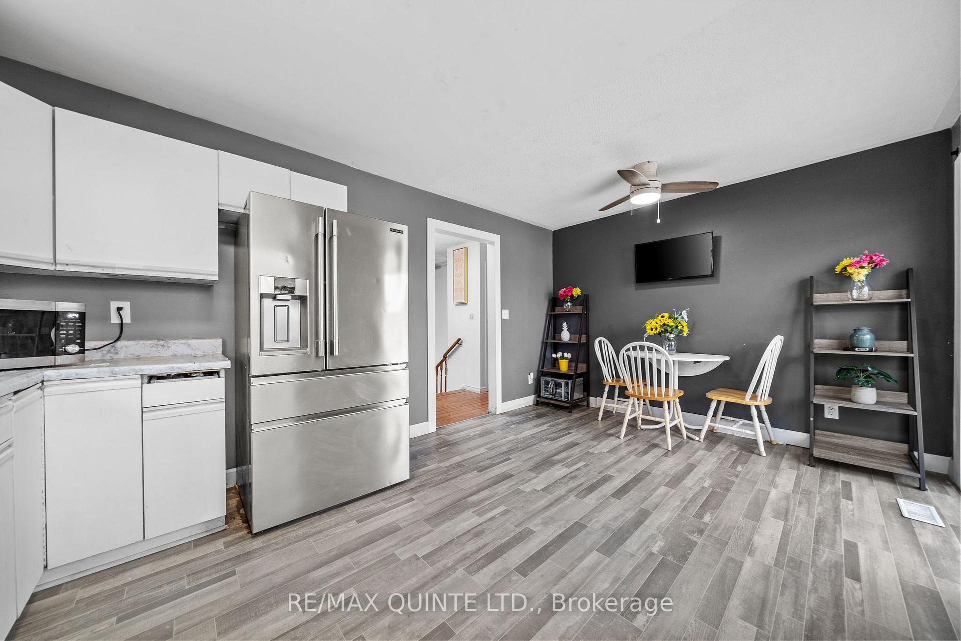 Photo 10 of 260 College Street E, Belleville, Belleville Ward — HOMEH