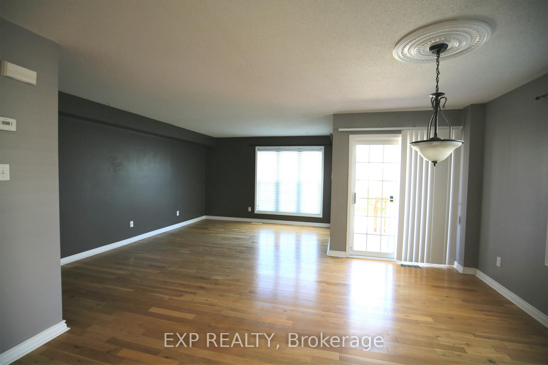 Photo 2 of 110 Calaveras Avenue, Ottawa, Barrhaven - Longfields — HOMEH