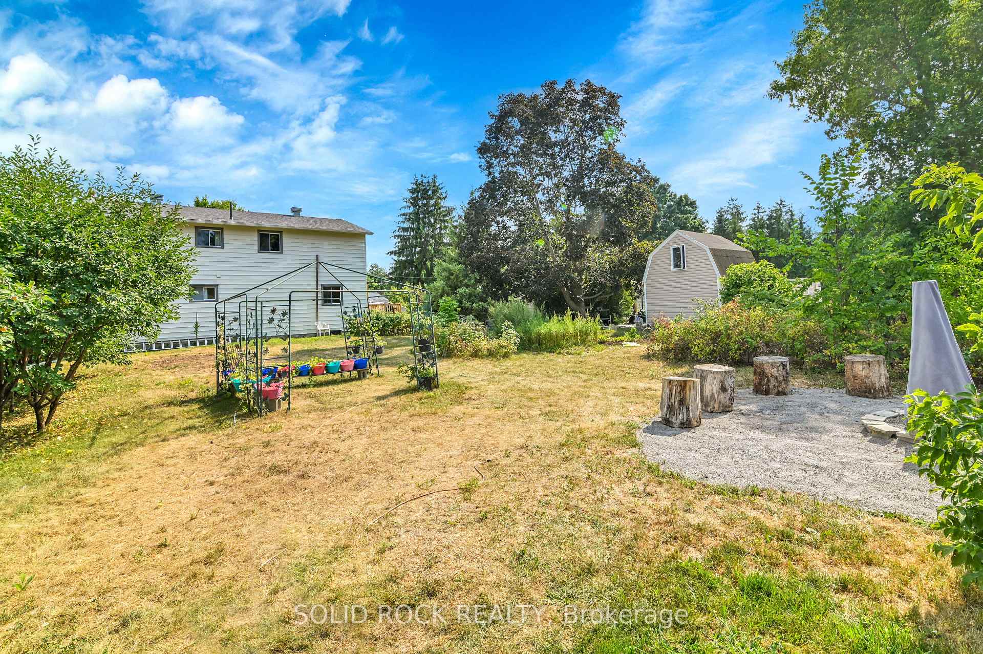 Photo 4 of 7893 Lawrence Street, Ottawa, Vernon — HOMEH