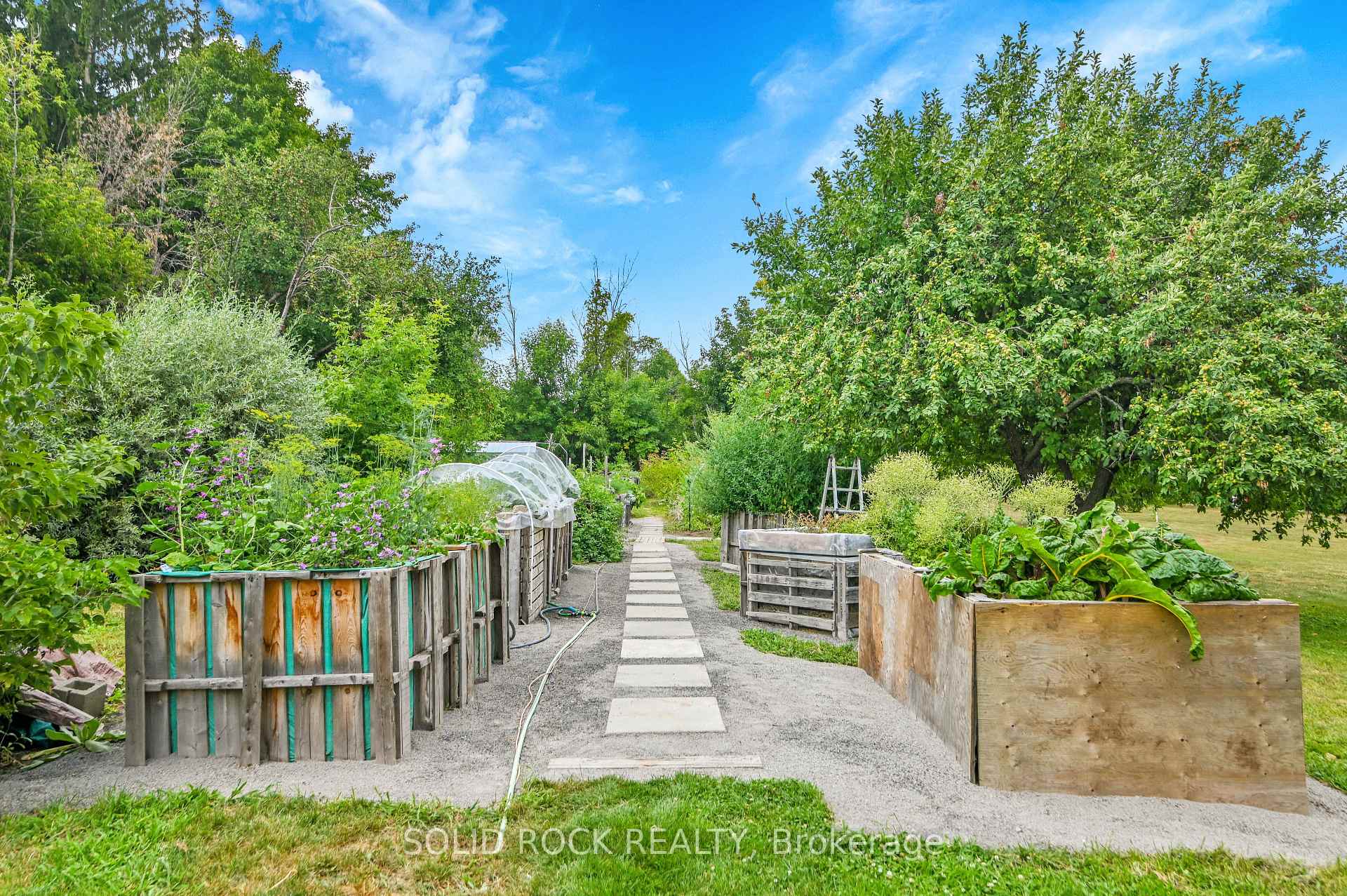 Photo 7 of 7893 Lawrence Street, Ottawa, Vernon — HOMEH