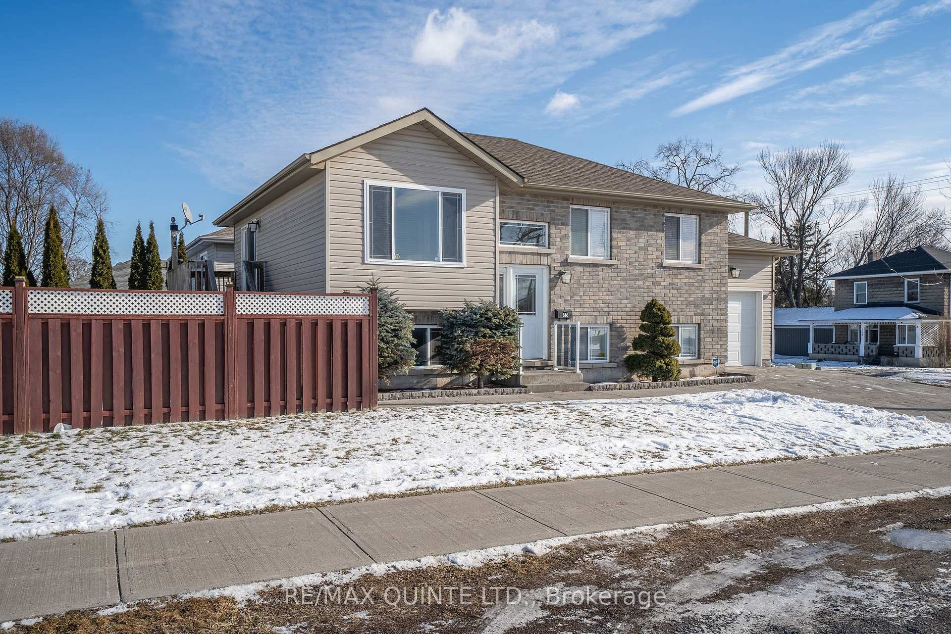 Photo 2 of 83 Stanley Street, Belleville, Belleville Ward — HOMEH