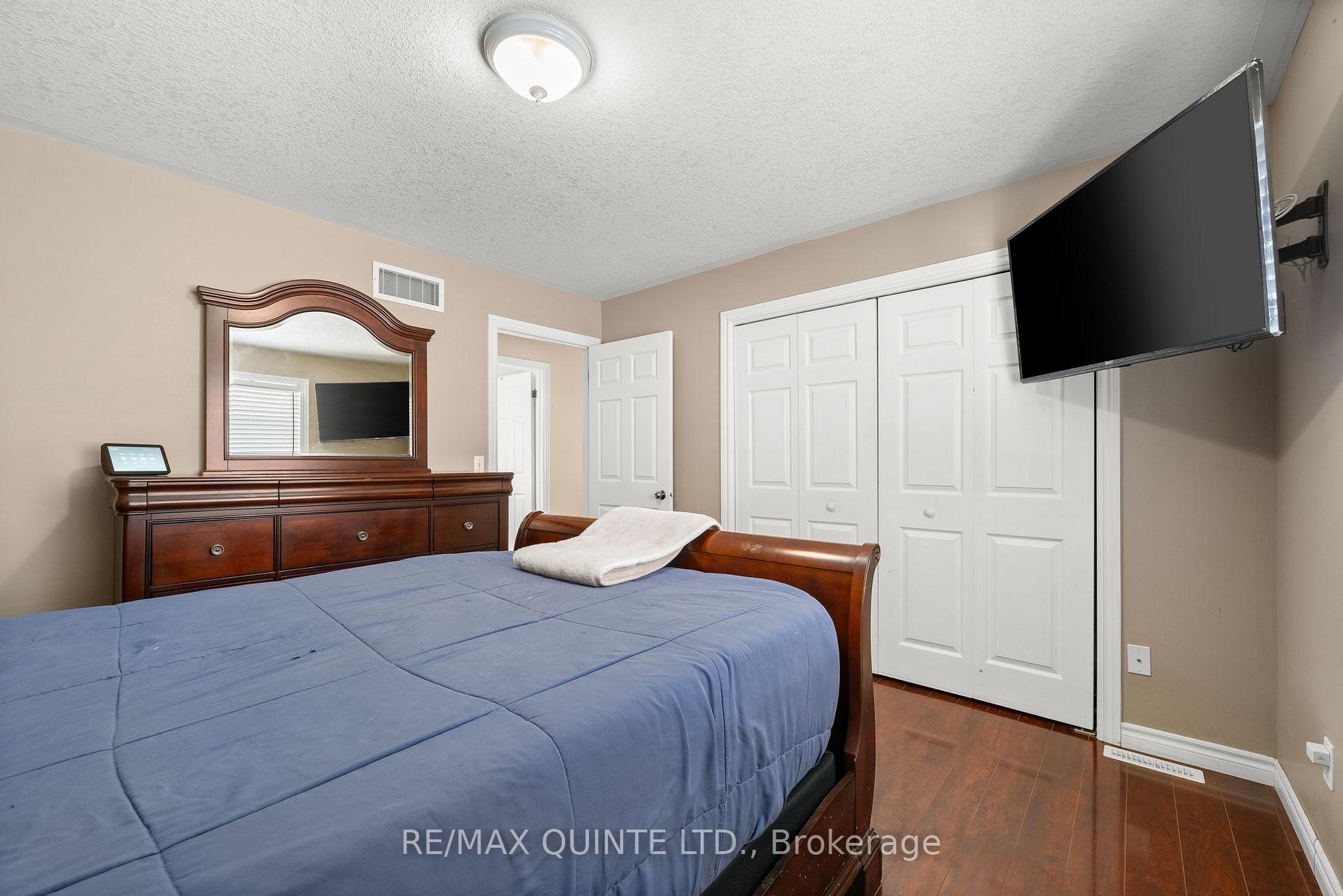 Photo 15 of 83 Stanley Street, Belleville, Belleville Ward — HOMEH