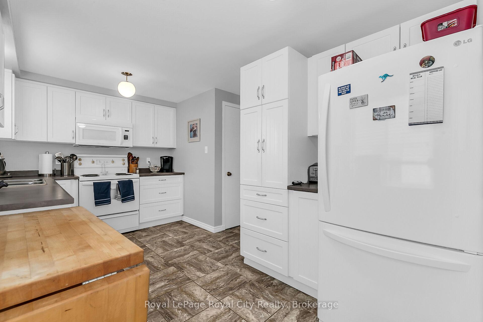 Photo 16 of 14 Rodgers Road, Guelph, Kortright West — HOMEH
