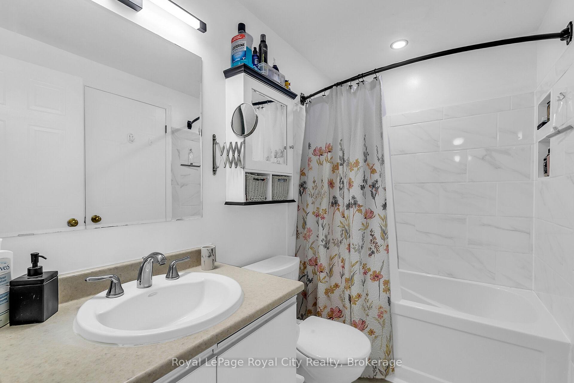 Photo 19 of 14 Rodgers Road, Guelph, Kortright West — HOMEH