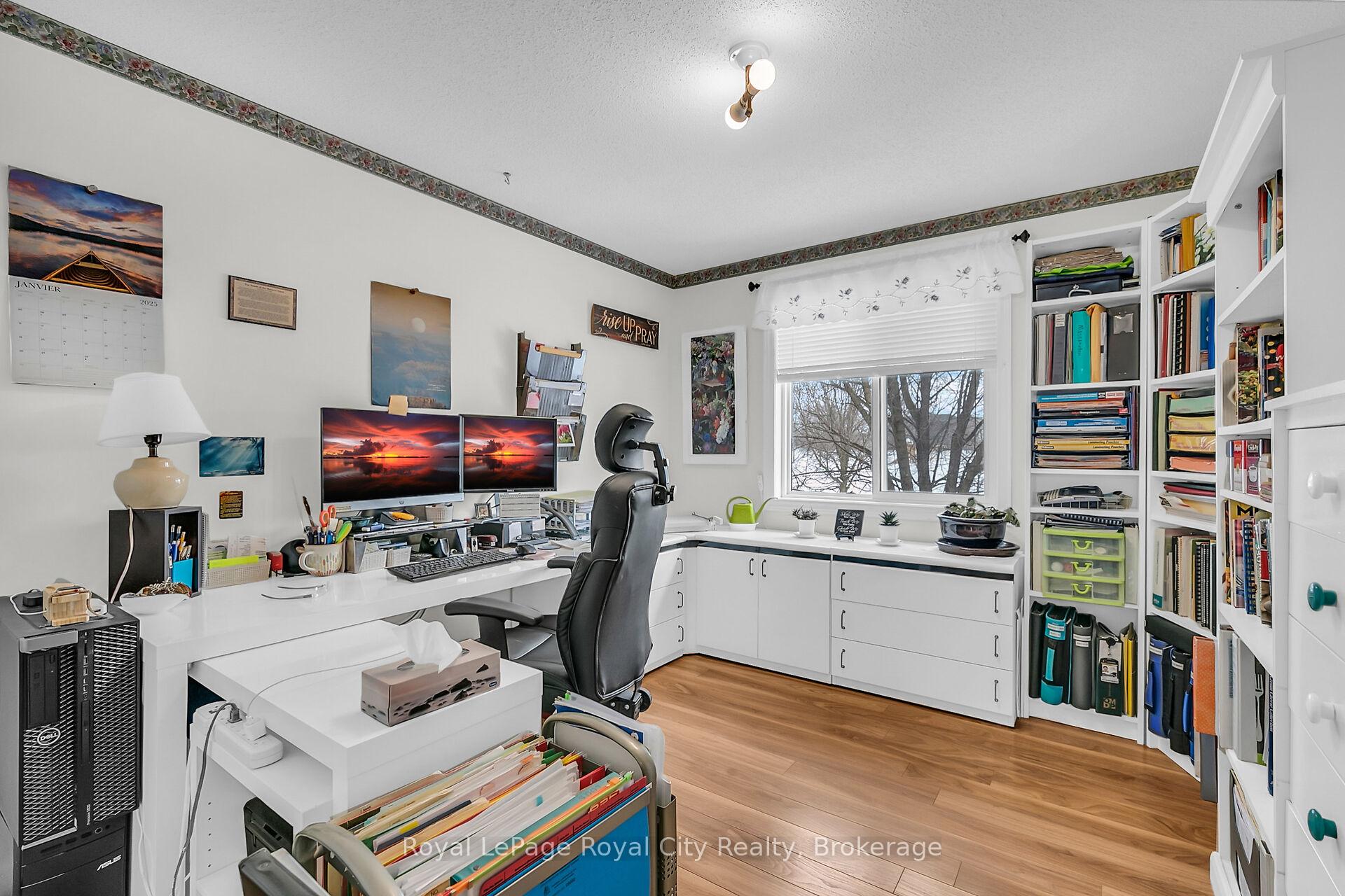 Photo 23 of 14 Rodgers Road, Guelph, Kortright West — HOMEH