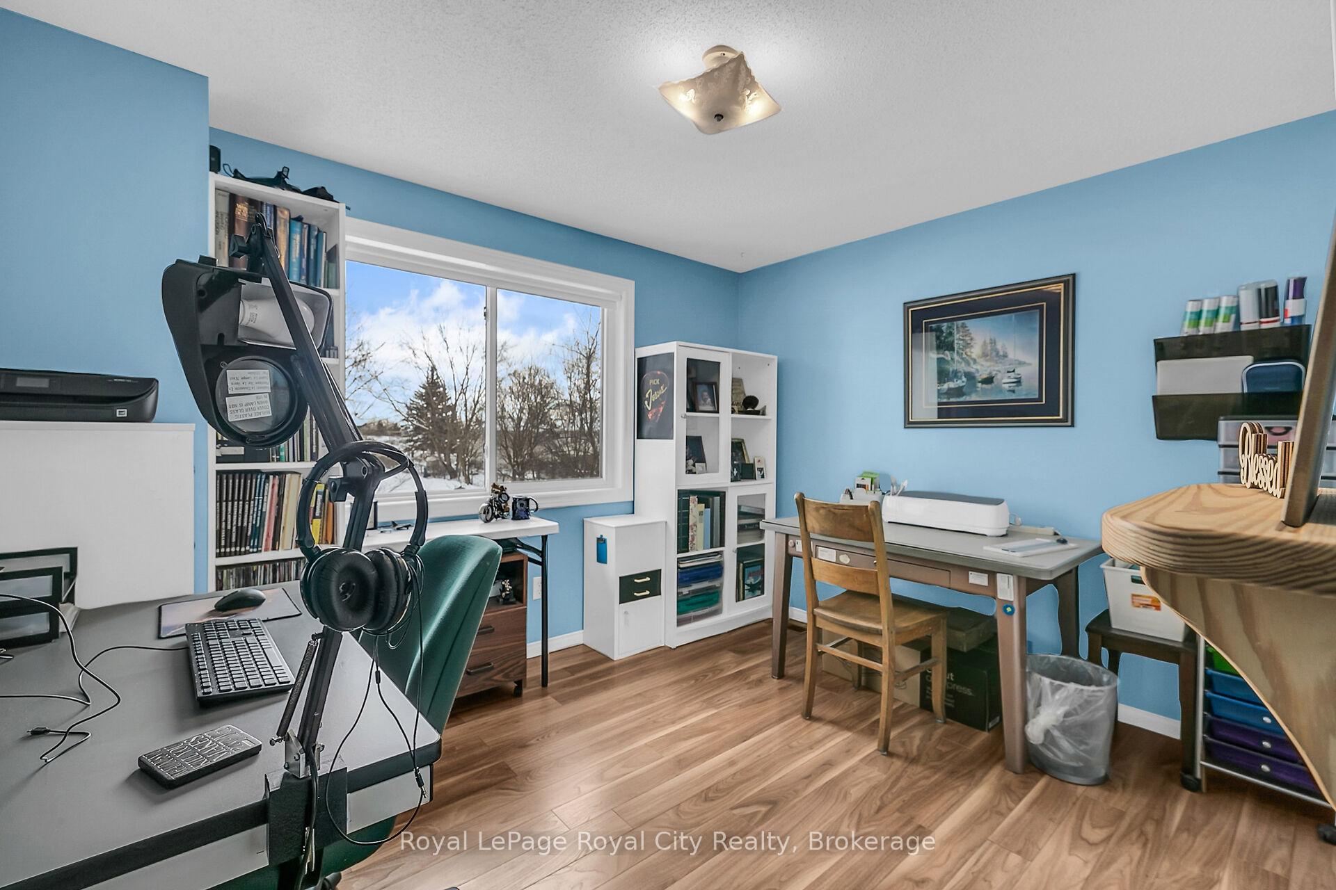 Photo 24 of 14 Rodgers Road, Guelph, Kortright West — HOMEH