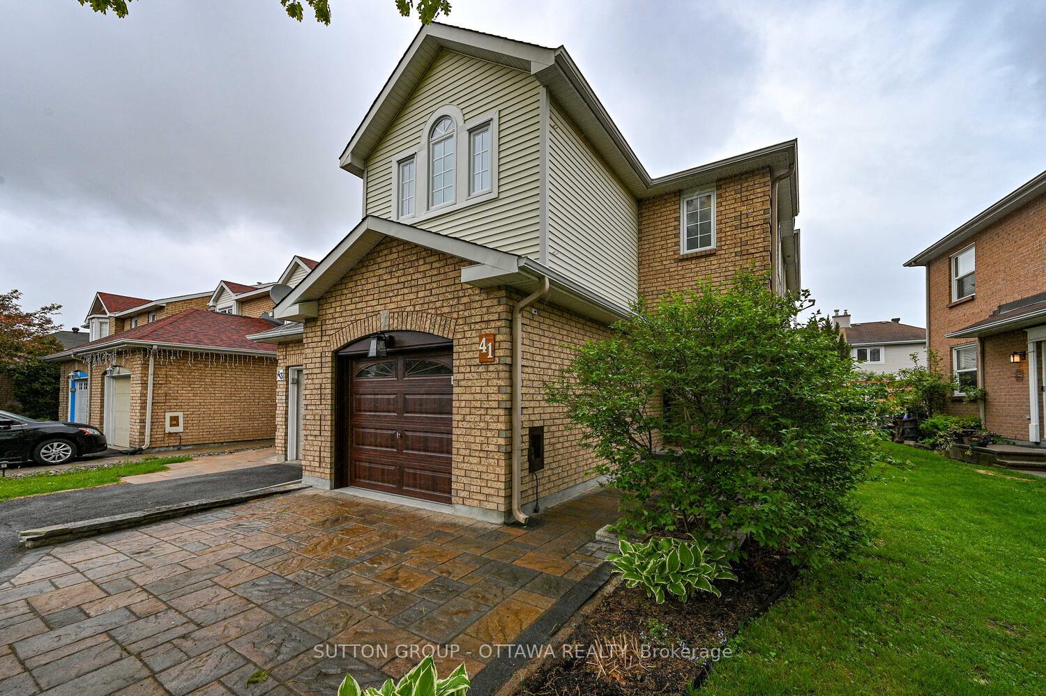 Photo 3 of 41 Mountshannon Drive, Ottawa, Barrhaven - Longfields — HOMEH