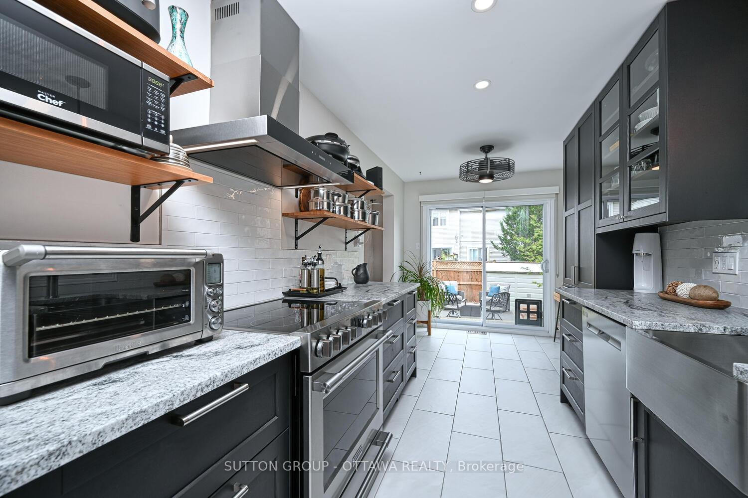 Photo 13 of 41 Mountshannon Drive, Ottawa, Barrhaven - Longfields — HOMEH
