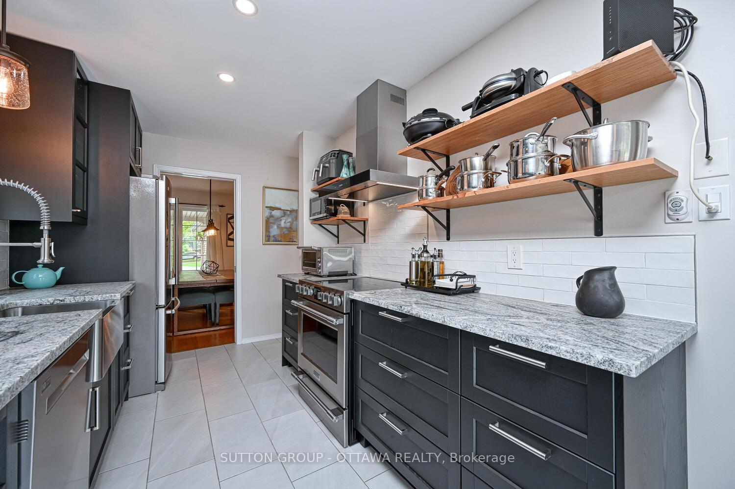 Photo 19 of 41 Mountshannon Drive, Ottawa, Barrhaven - Longfields — HOMEH