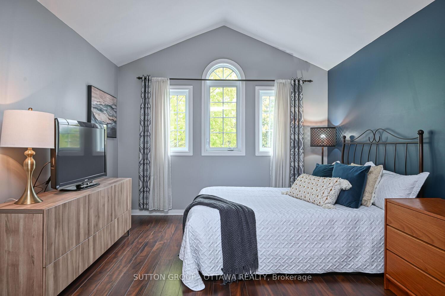 Photo 27 of 41 Mountshannon Drive, Ottawa, Barrhaven - Longfields — HOMEH
