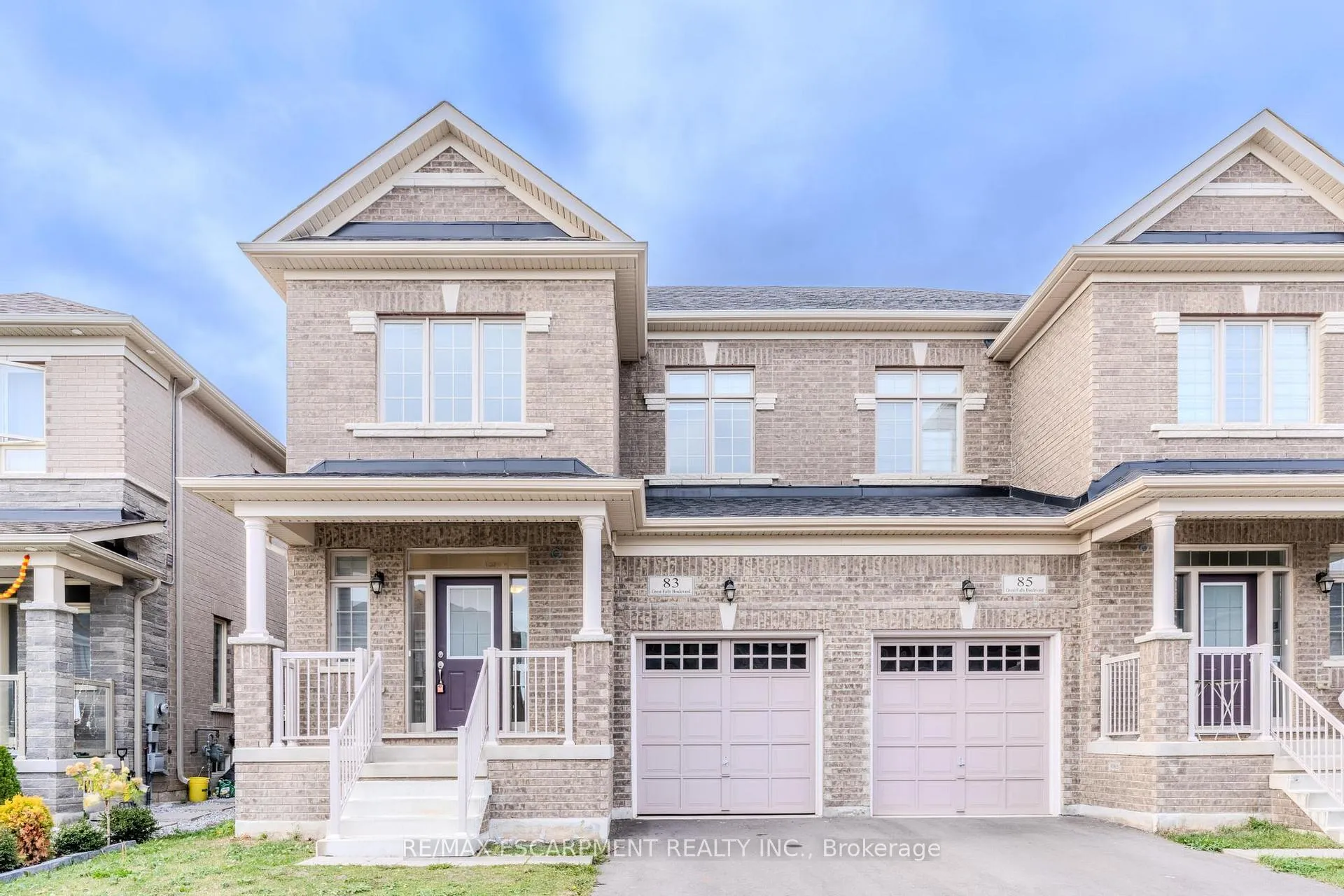 Photo 2 of 83 Great Falls Boulevard, Hamilton, Waterdown — HOMEH