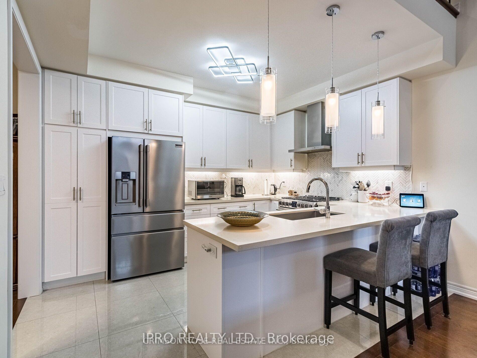Photo 12 of 32 Pietrowski Drive, Georgina, Keswick North — HOMEH