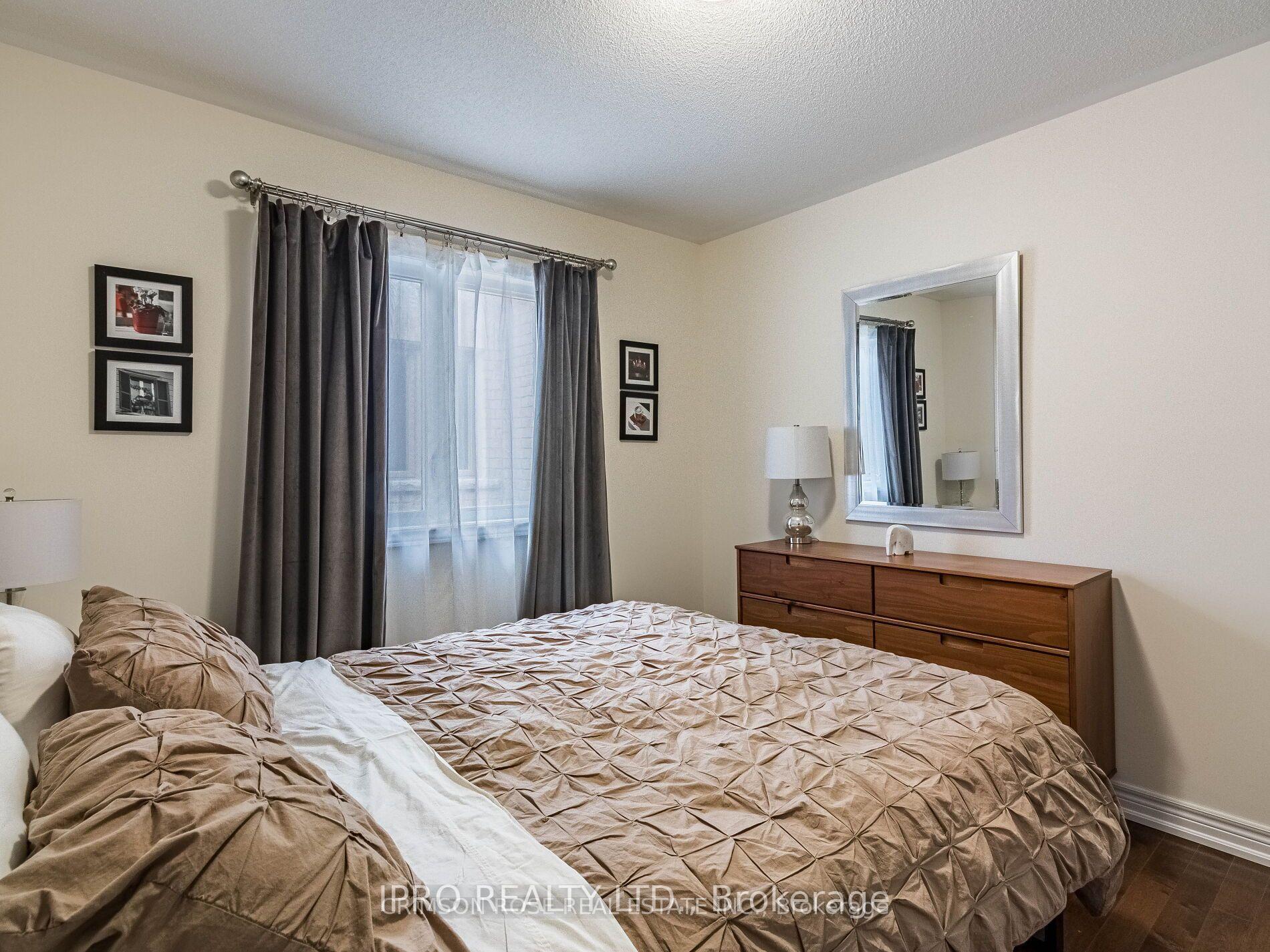 Photo 36 of 32 Pietrowski Drive, Georgina, Keswick North — HOMEH