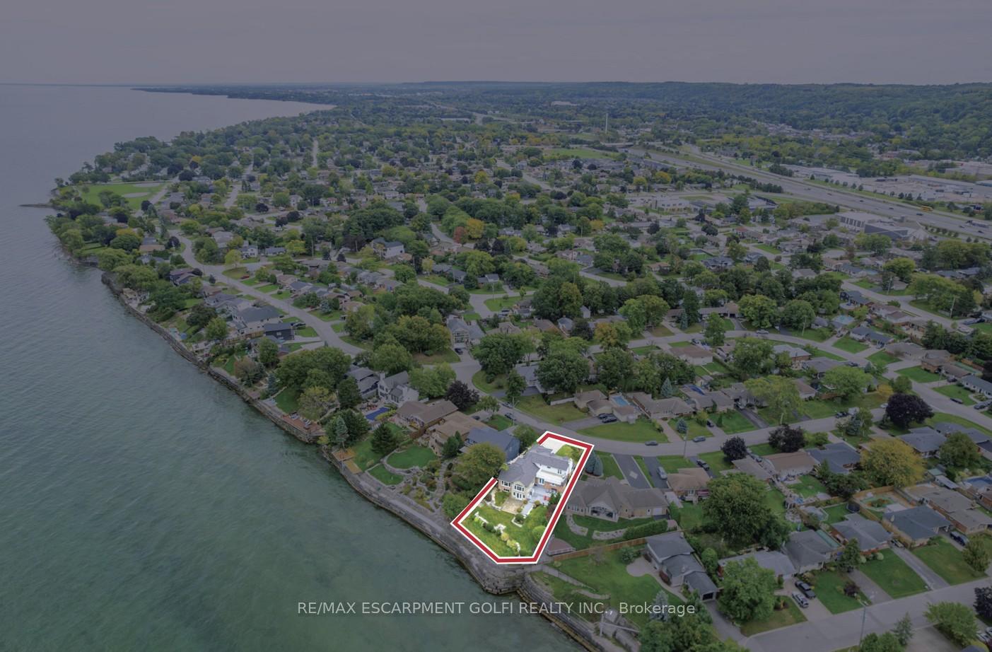 Photo 3 of 144 Lakeside Drive, Grimsby, Grimsby Beach — HOMEH