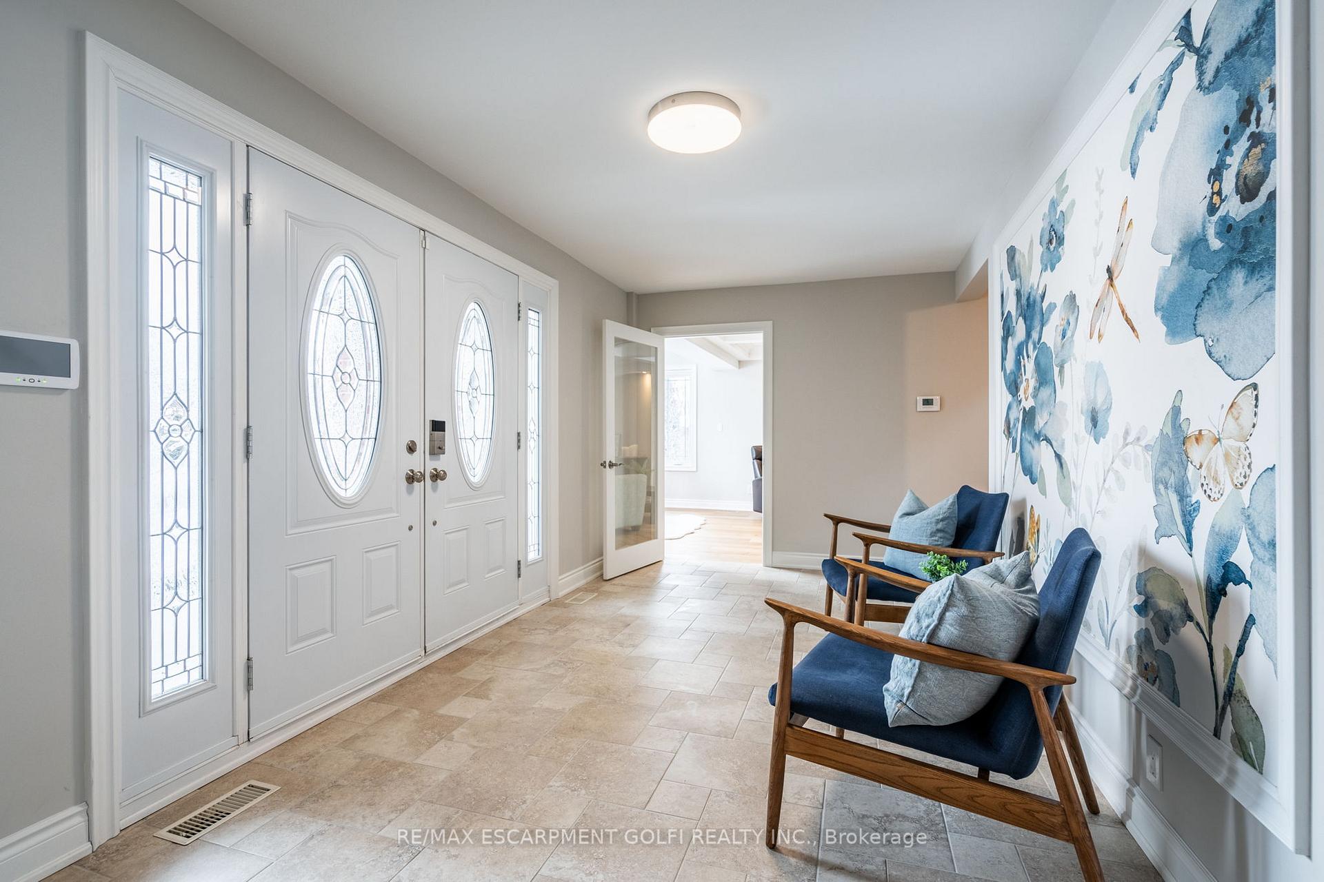 Photo 4 of 144 Lakeside Drive, Grimsby, Grimsby Beach — HOMEH