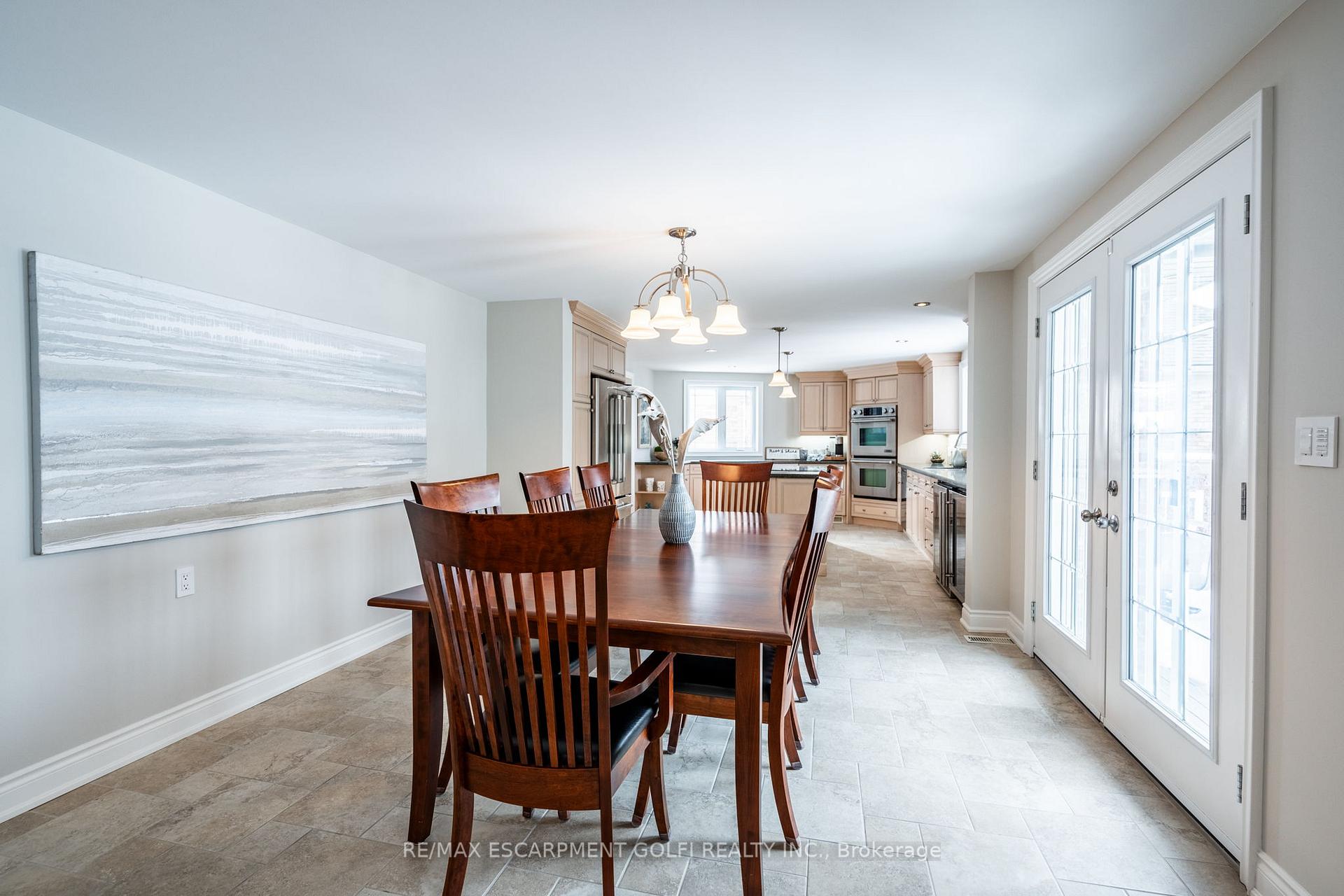 Photo 11 of 144 Lakeside Drive, Grimsby, Grimsby Beach — HOMEH
