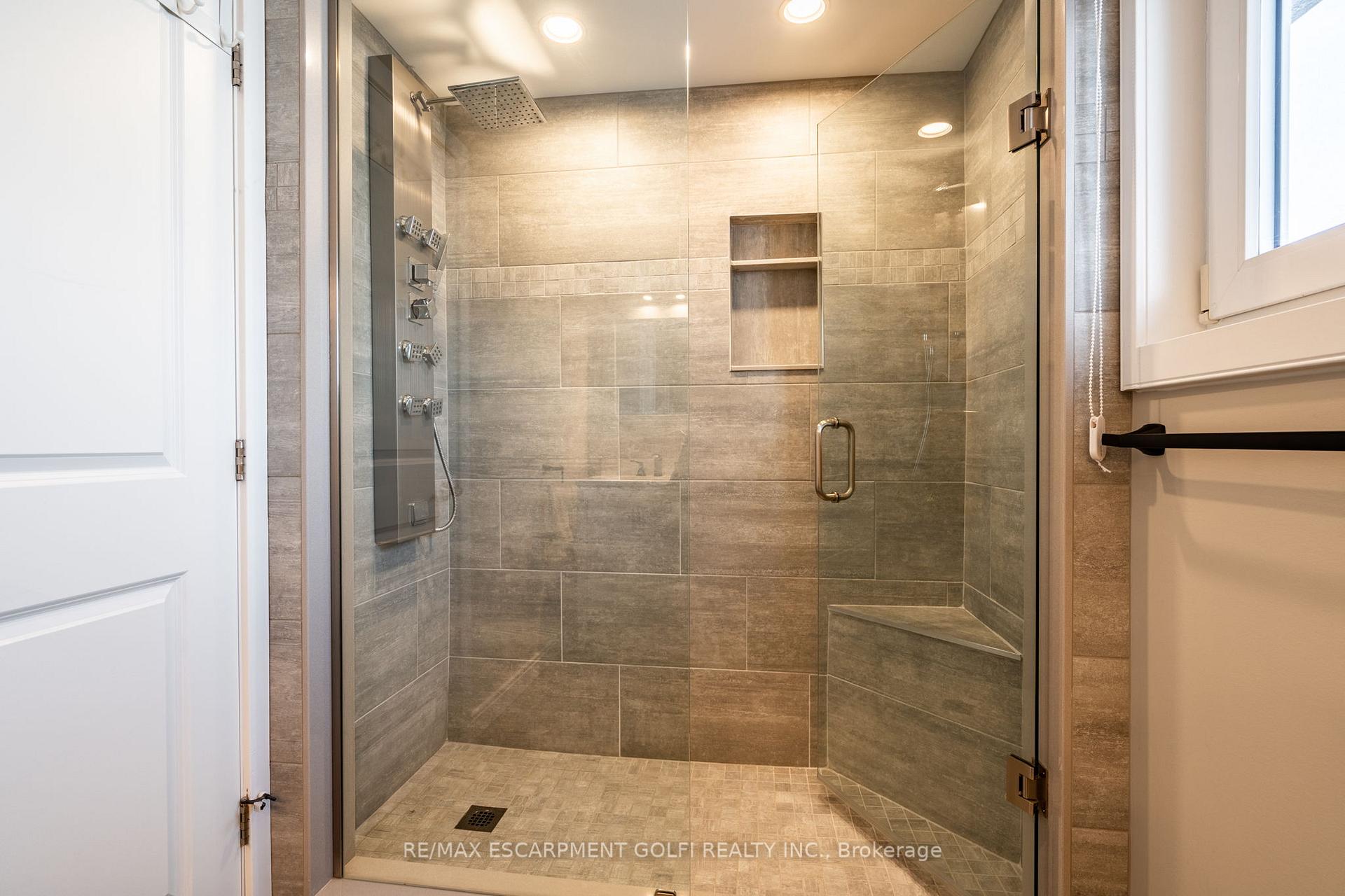 Photo 20 of 144 Lakeside Drive, Grimsby, Grimsby Beach — HOMEH