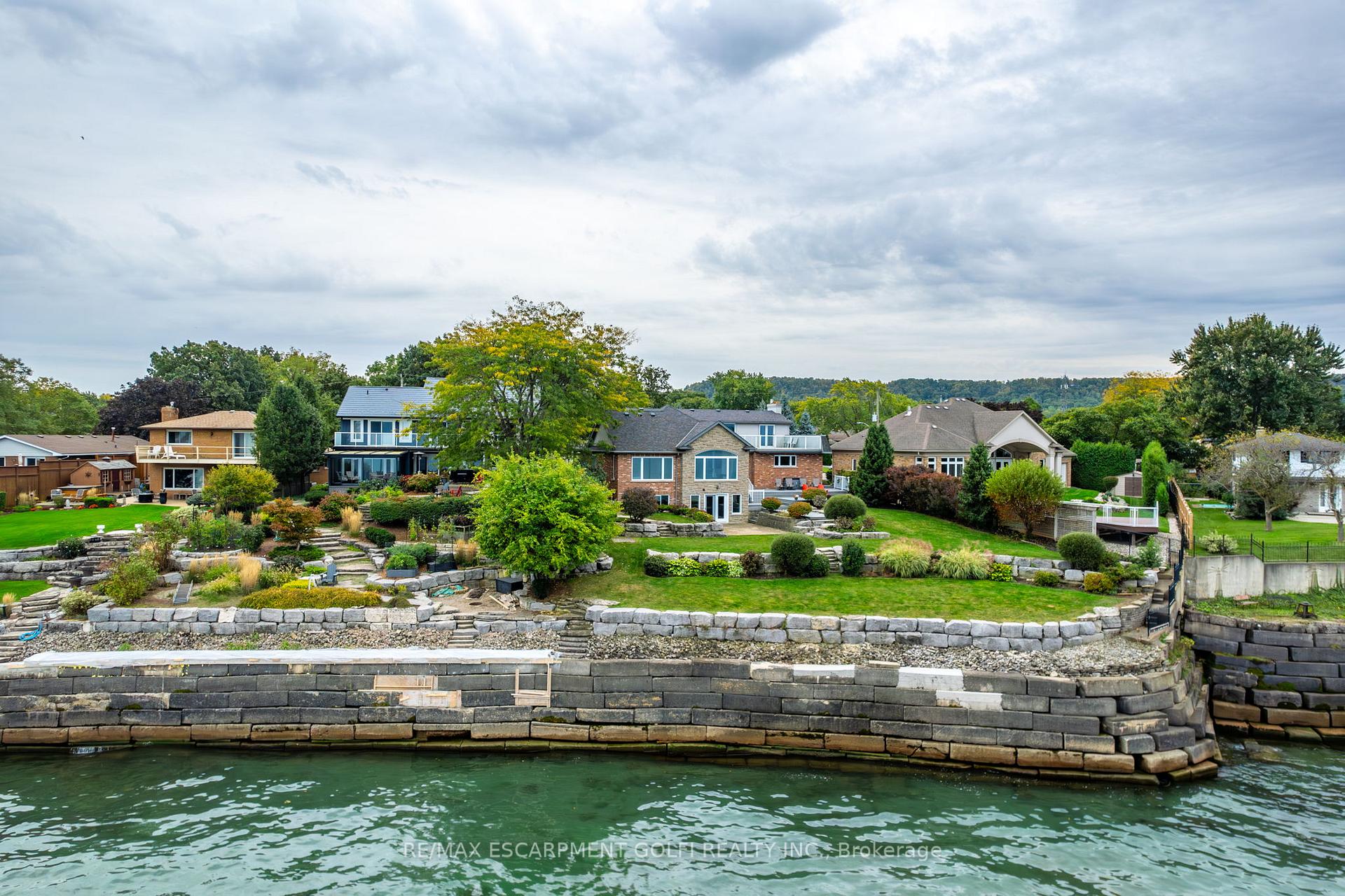 Photo 33 of 144 Lakeside Drive, Grimsby, Grimsby Beach — HOMEH