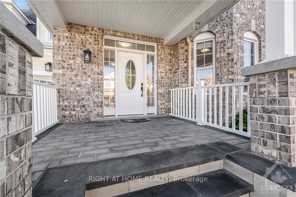 Photo 2 of 2212 Sunset Cove Circle, Ottawa, Barrhaven - Half Moon Bay — HOMEH