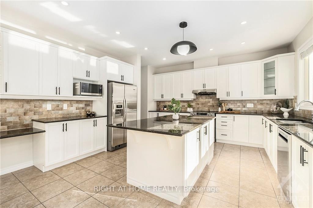 Photo 10 of 2212 Sunset Cove Circle, Ottawa, Barrhaven - Half Moon Bay — HOMEH