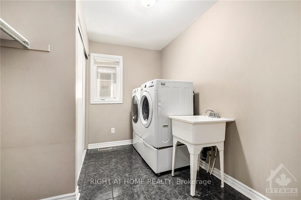 Photo 14 of 2212 Sunset Cove Circle, Ottawa, Barrhaven - Half Moon Bay — HOMEH