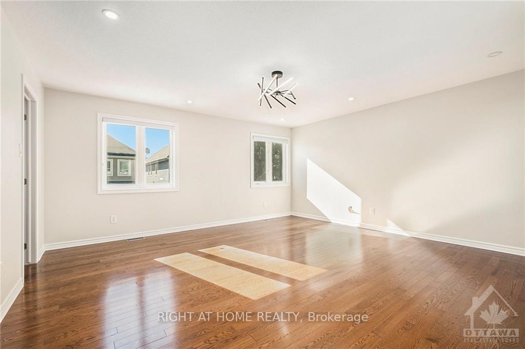 Photo 16 of 2212 Sunset Cove Circle, Ottawa, Barrhaven - Half Moon Bay — HOMEH