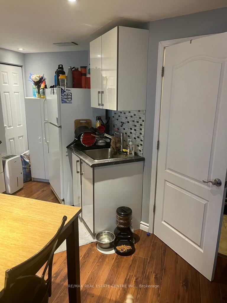 Photo 2 of 127 Silurian (Basement) Drive, Guelph, Grange Road — HOMEH