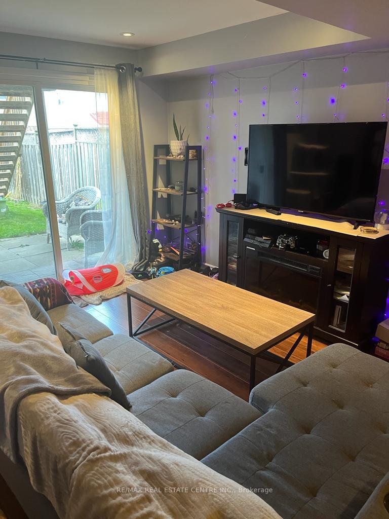 Photo 5 of 127 Silurian (Basement) Drive, Guelph, Grange Road — HOMEH
