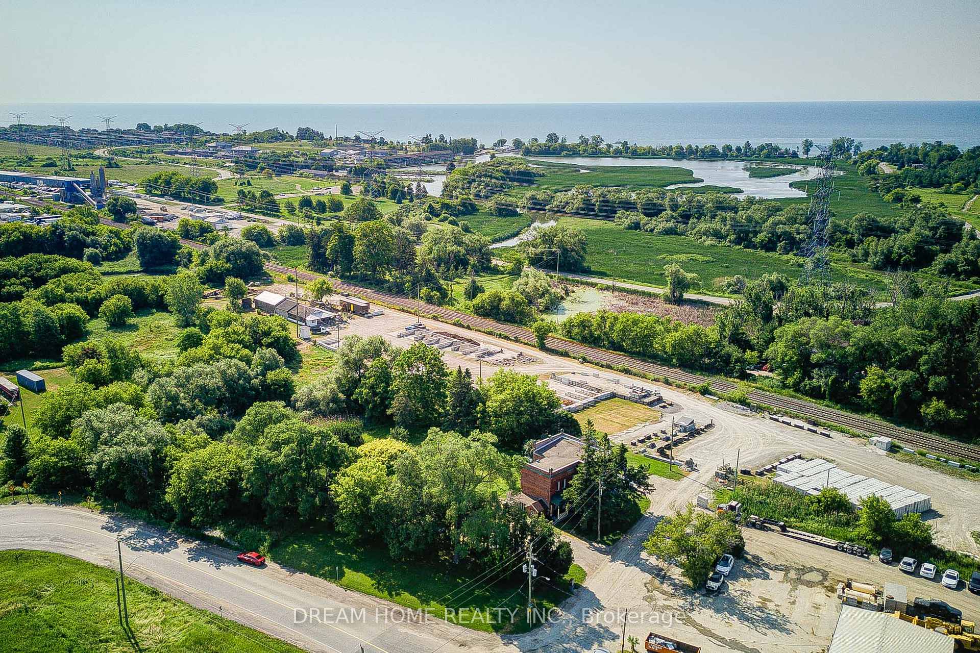 Photo 1 of 185 Duke Street, Clarington, Bowmanville — HOMEH