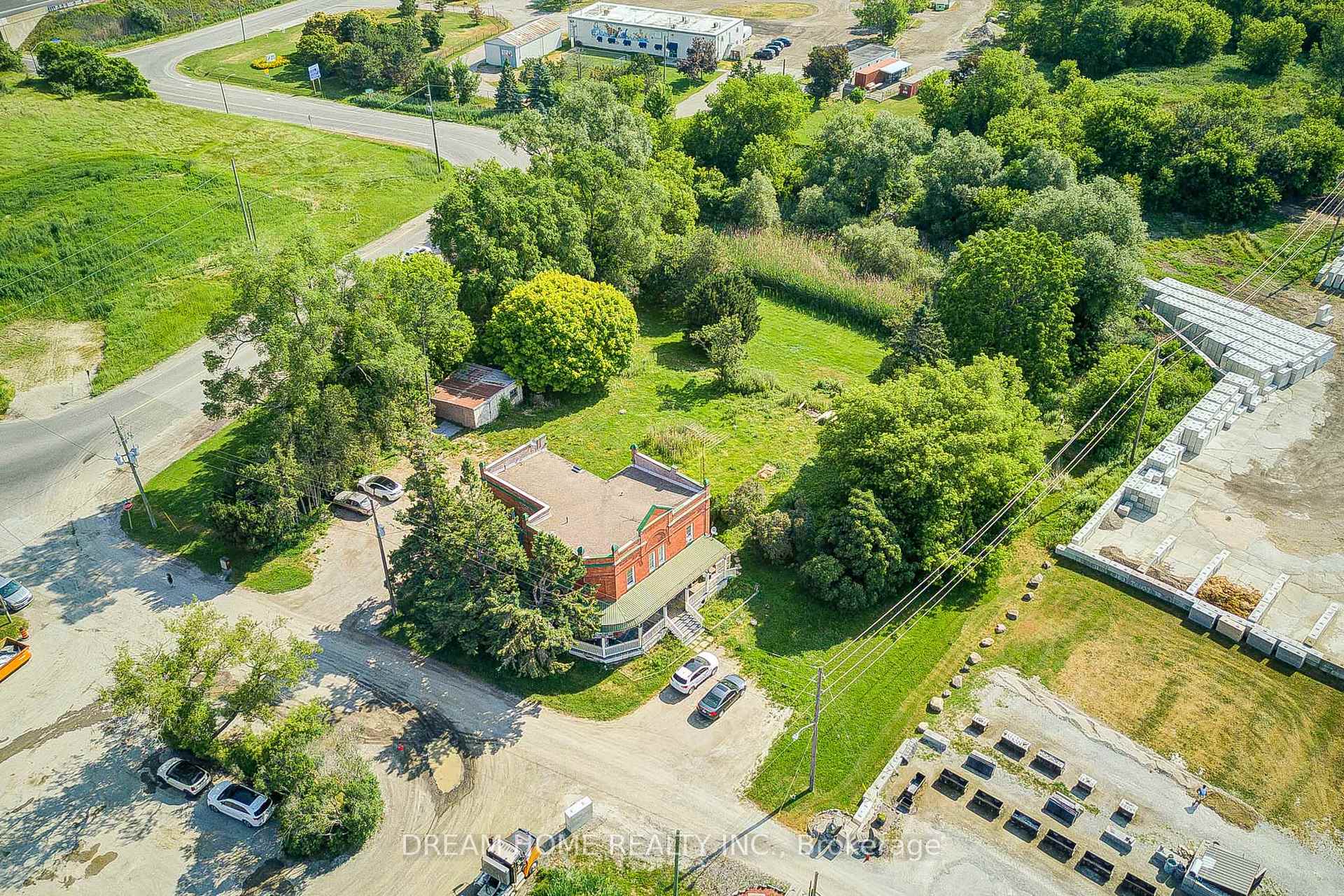 Photo 16 of 185 Duke Street, Clarington, Bowmanville — HOMEH
