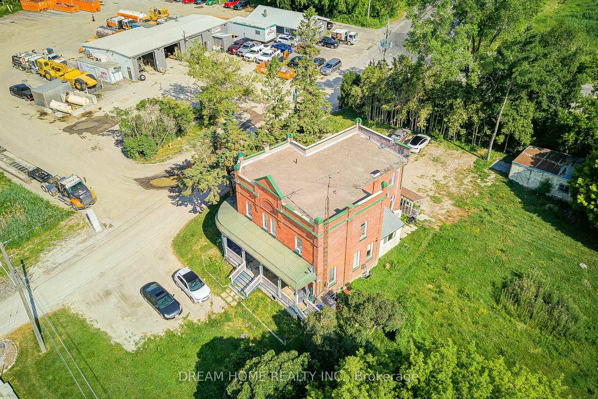 Photo 19 of 185 Duke Street, Clarington, Bowmanville — HOMEH
