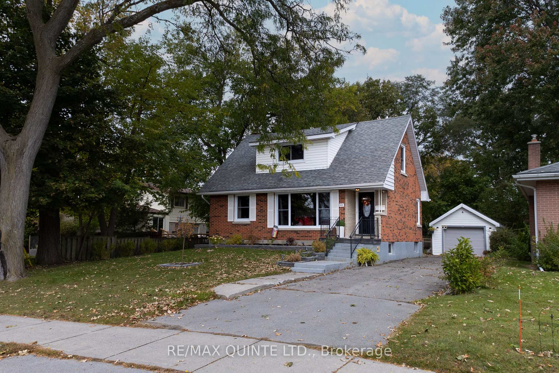Photo 1 of 484 Bridge Street E, Belleville, Belleville Ward — HOMEH