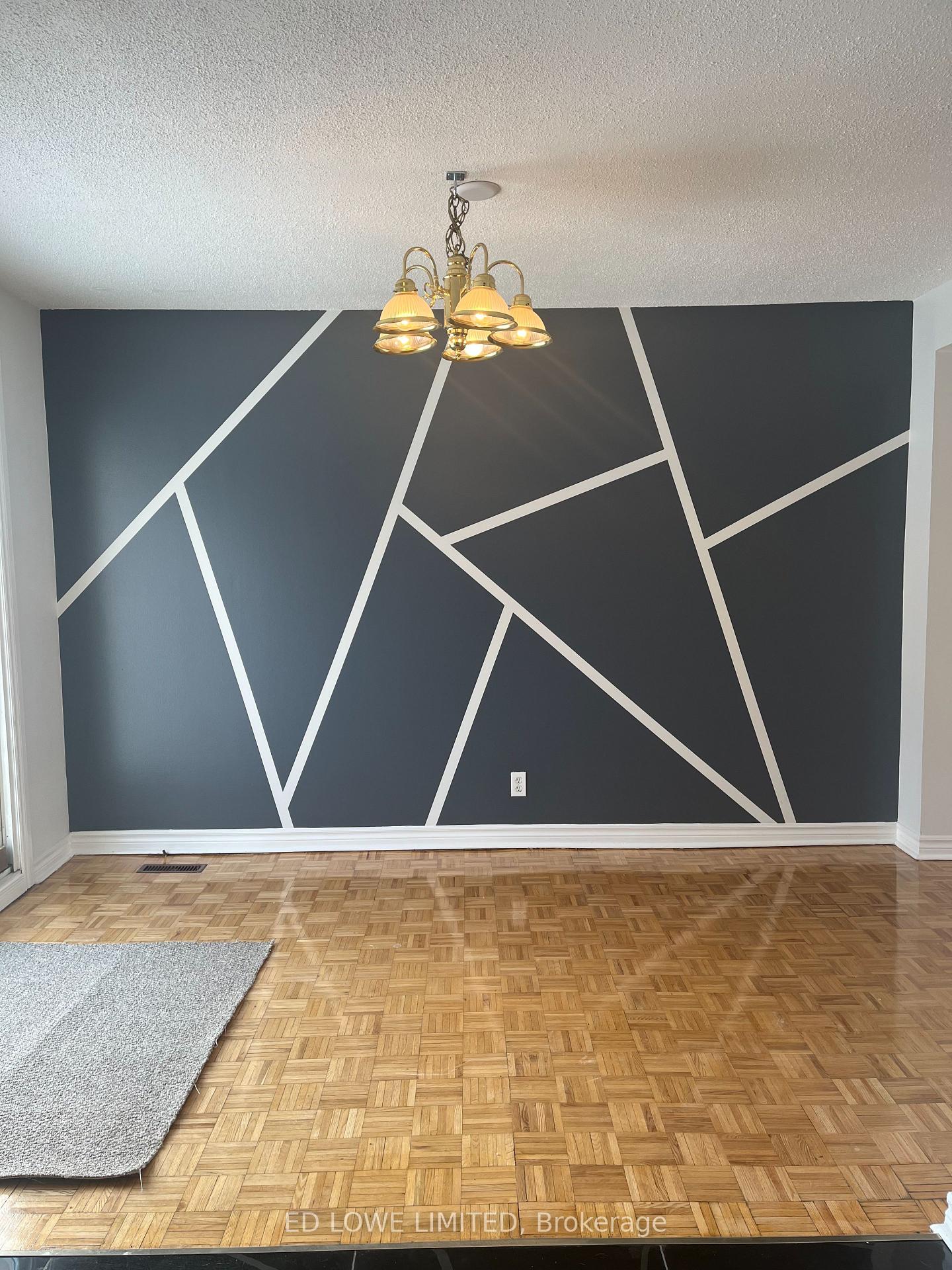 Photo 4 of Unit 7, 275 Blake Street, Barrie, North Shore — HOMEH