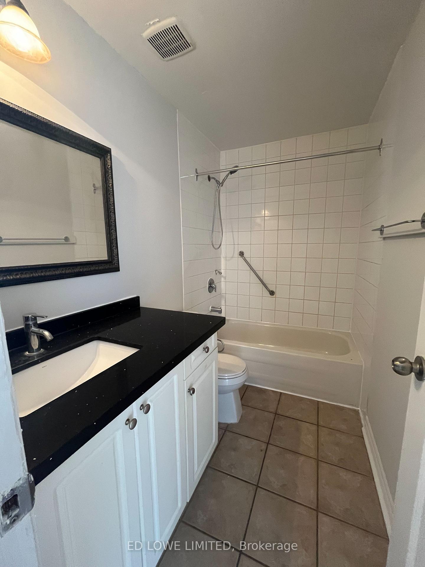 Photo 7 of Unit 7, 275 Blake Street, Barrie, North Shore — HOMEH