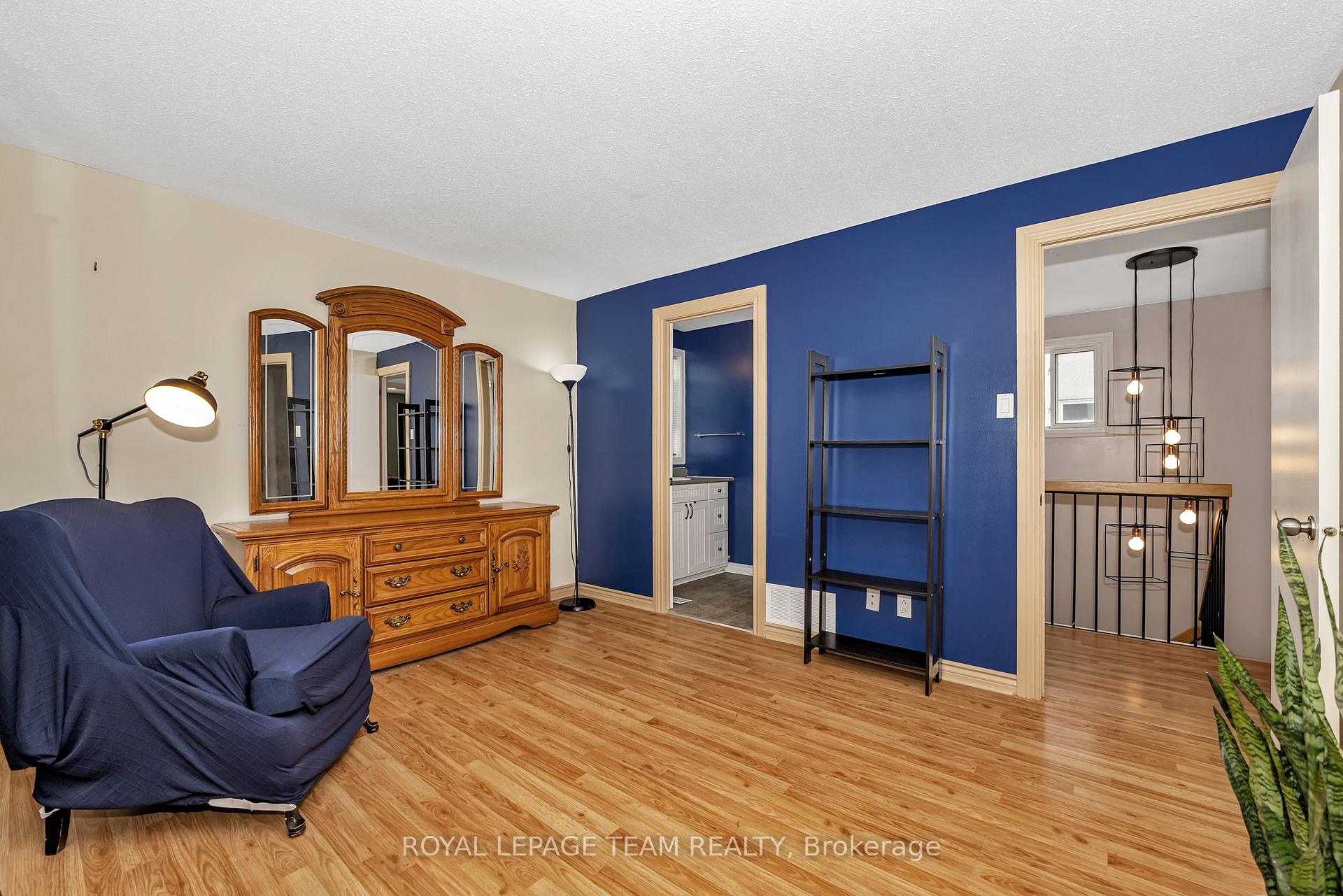 Photo 20 of 8 Vanessa Terrace, Ottawa, Barrhaven - Pheasant Run — HOMEH