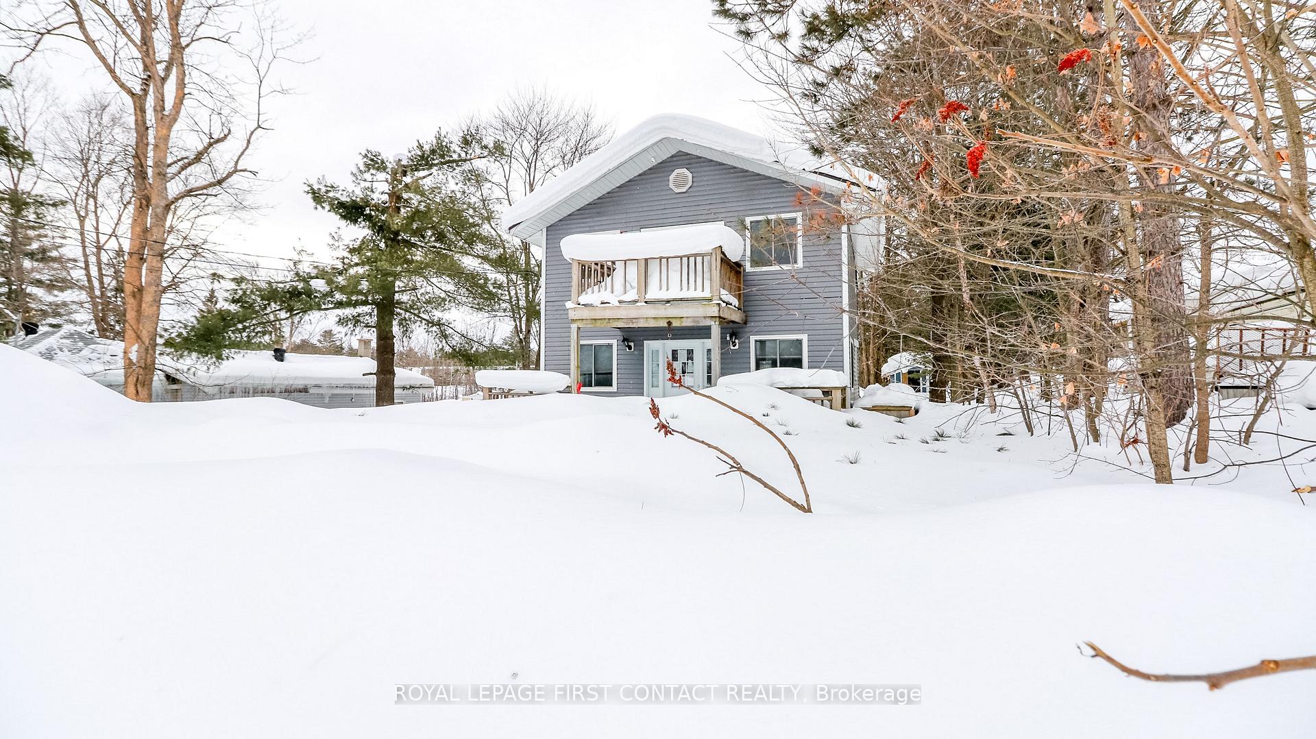 Photo 4 of 135 Hill Street, Gravenhurst, Muskoka (S) — HOMEH