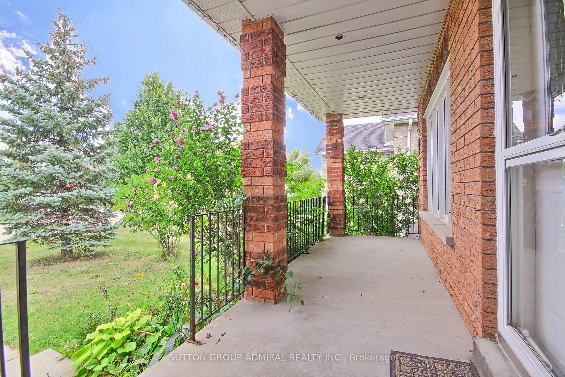 Photo 8 of 103 Esther Drive, Barrie, Painswick South — HOMEH