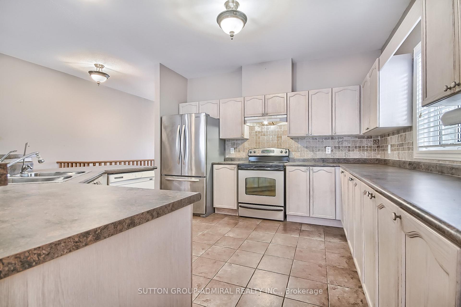 Photo 16 of 103 Esther Drive, Barrie, Painswick South — HOMEH