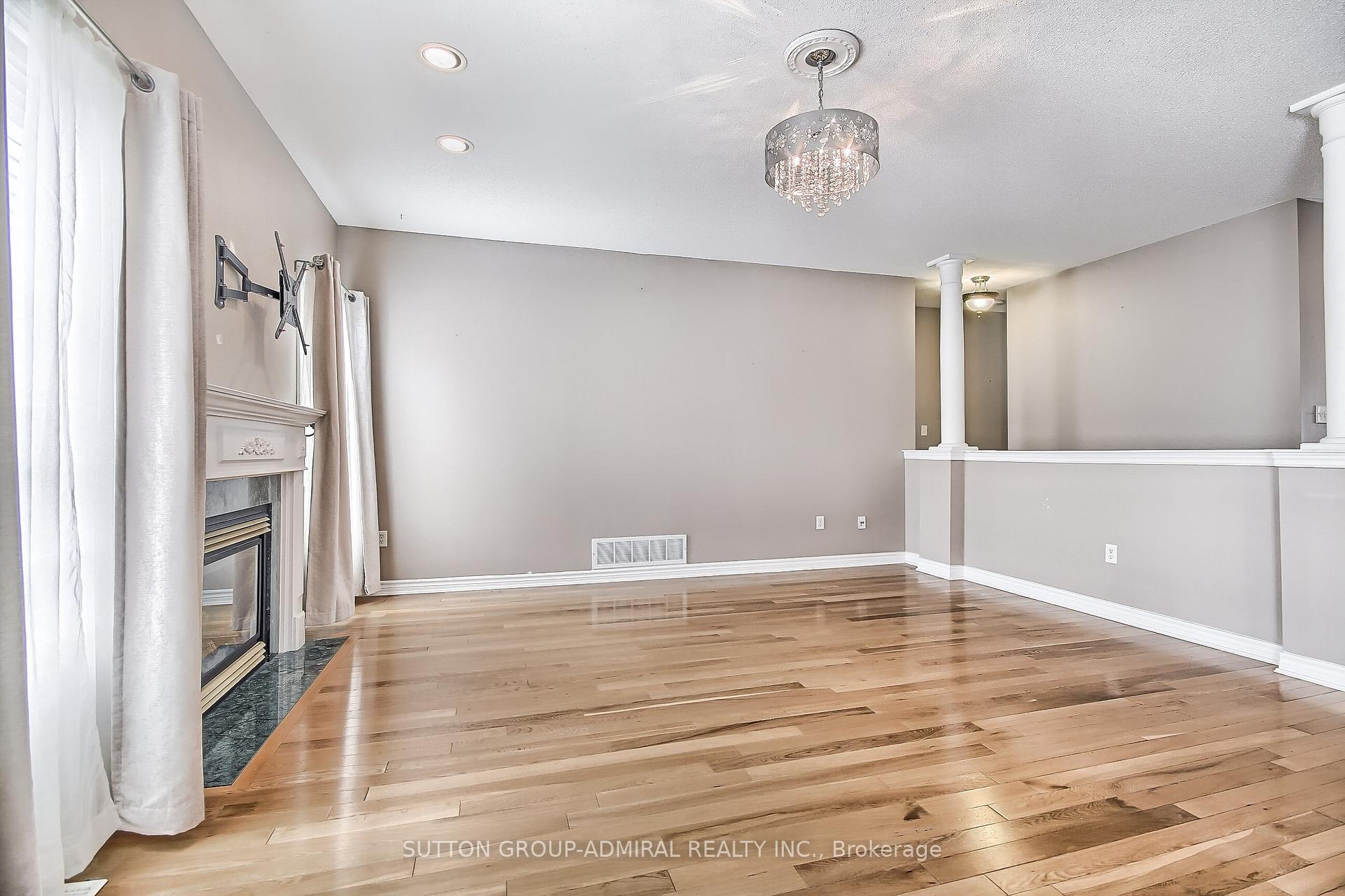 Photo 24 of 103 Esther Drive, Barrie, Painswick South — HOMEH