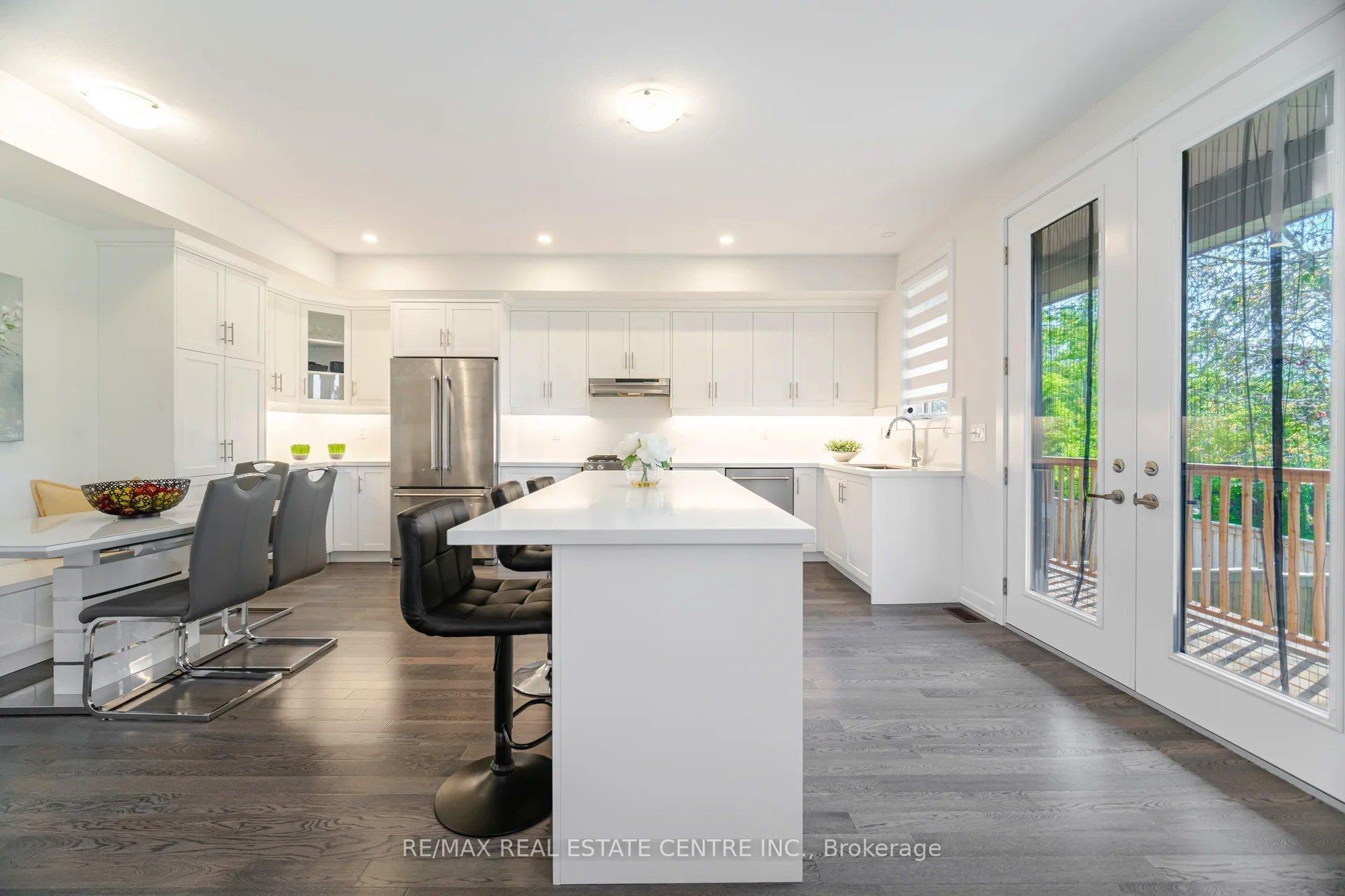 Photo 9 of 141 Terrace Drive, Grimsby, Grimsby East — HOMEH
