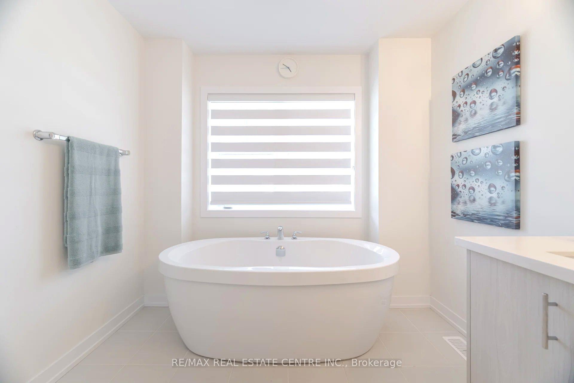 Photo 20 of 141 Terrace Drive, Grimsby, Grimsby East — HOMEH