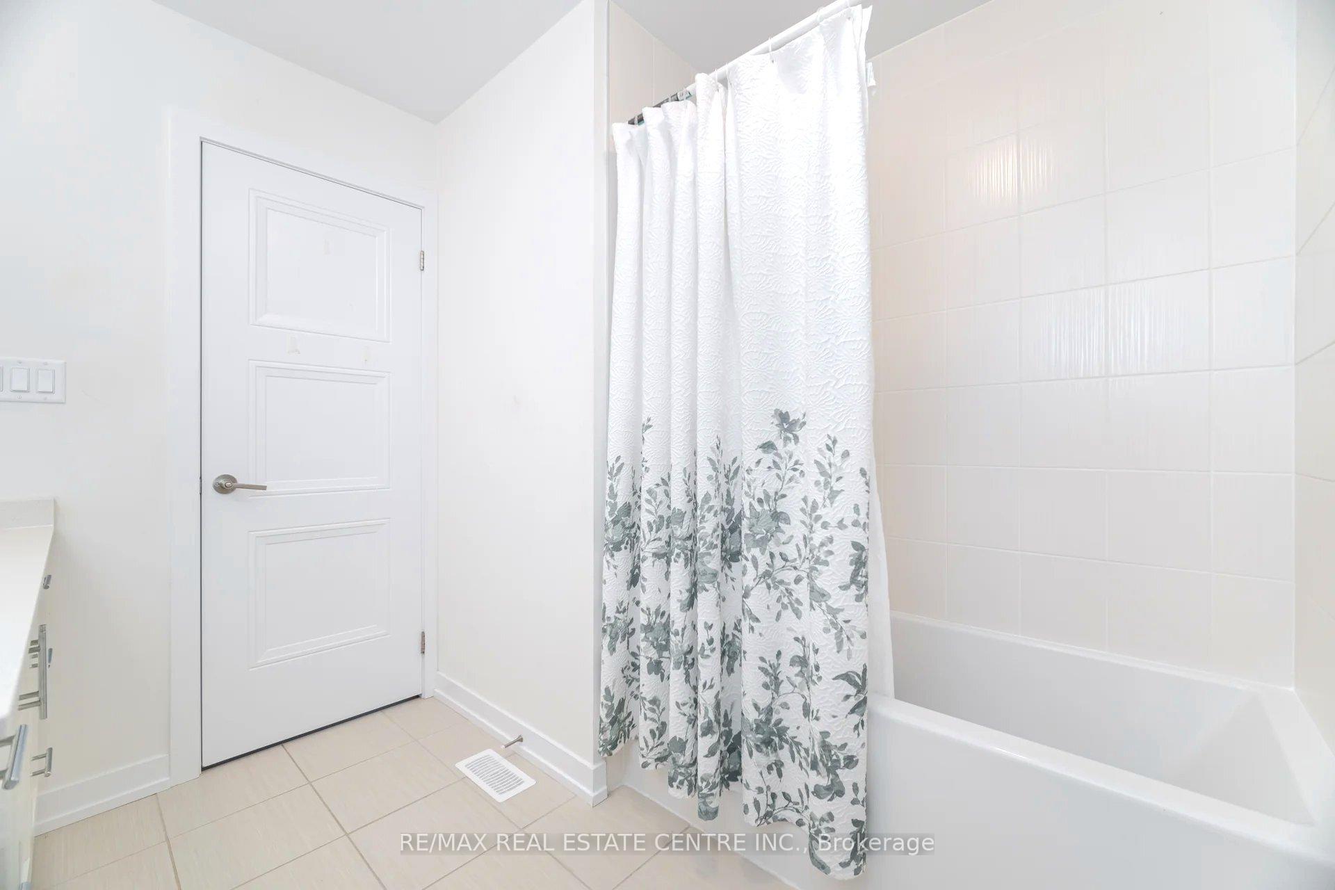 Photo 26 of 141 Terrace Drive, Grimsby, Grimsby East — HOMEH
