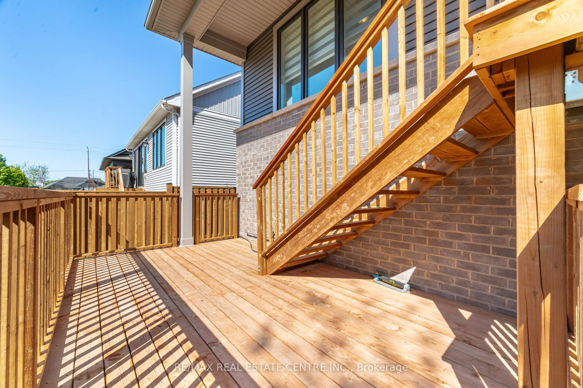 Photo 32 of 141 Terrace Drive, Grimsby, Grimsby East — HOMEH