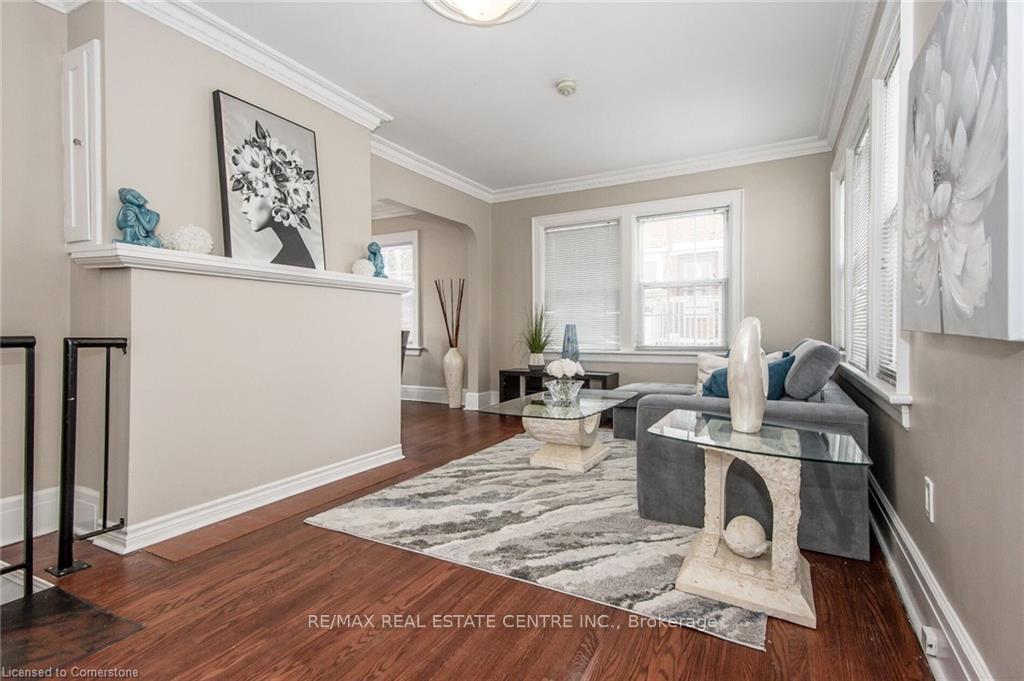 Photo 4 of 93 Edinburgh Road S, Guelph, Downtown — HOMEH