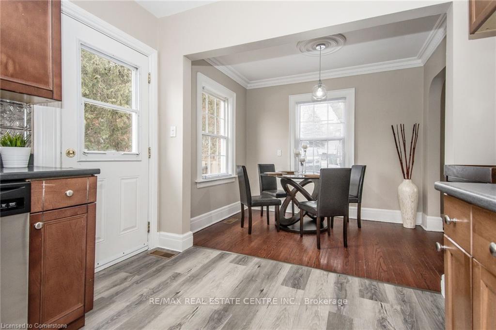 Photo 9 of 93 Edinburgh Road S, Guelph, Downtown — HOMEH