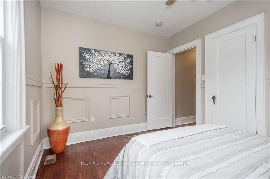 Photo 14 of 93 Edinburgh Road S, Guelph, Downtown — HOMEH