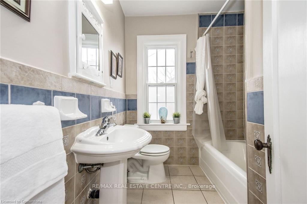 Photo 16 of 93 Edinburgh Road S, Guelph, Downtown — HOMEH