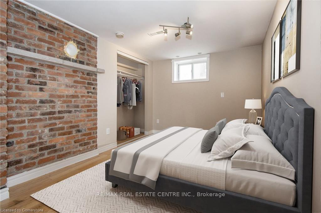 Photo 20 of 93 Edinburgh Road S, Guelph, Downtown — HOMEH