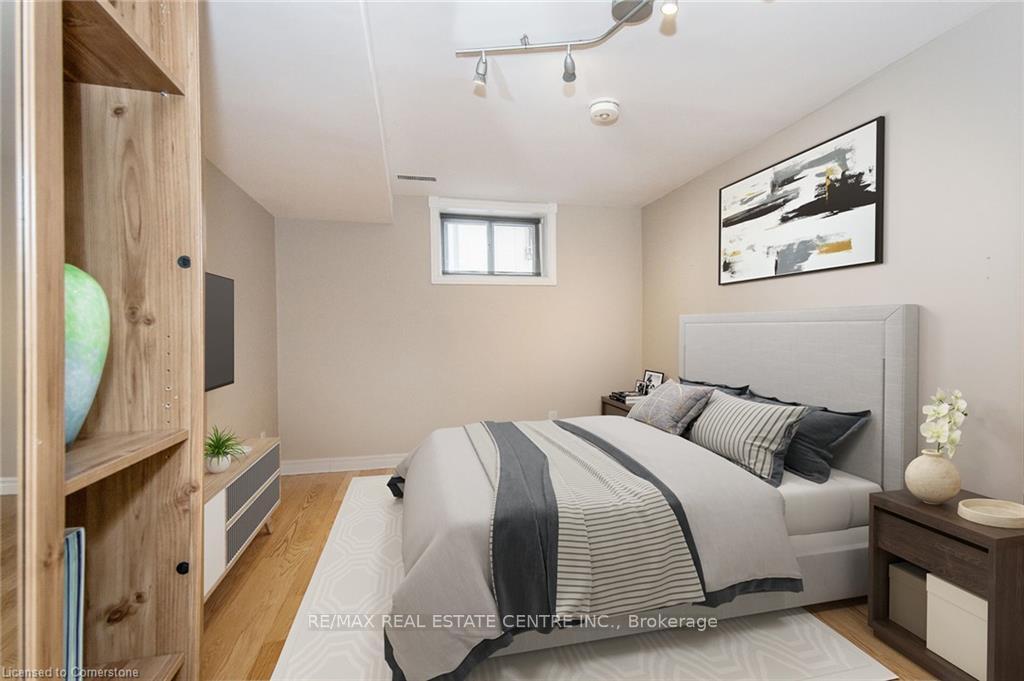 Photo 22 of 93 Edinburgh Road S, Guelph, Downtown — HOMEH