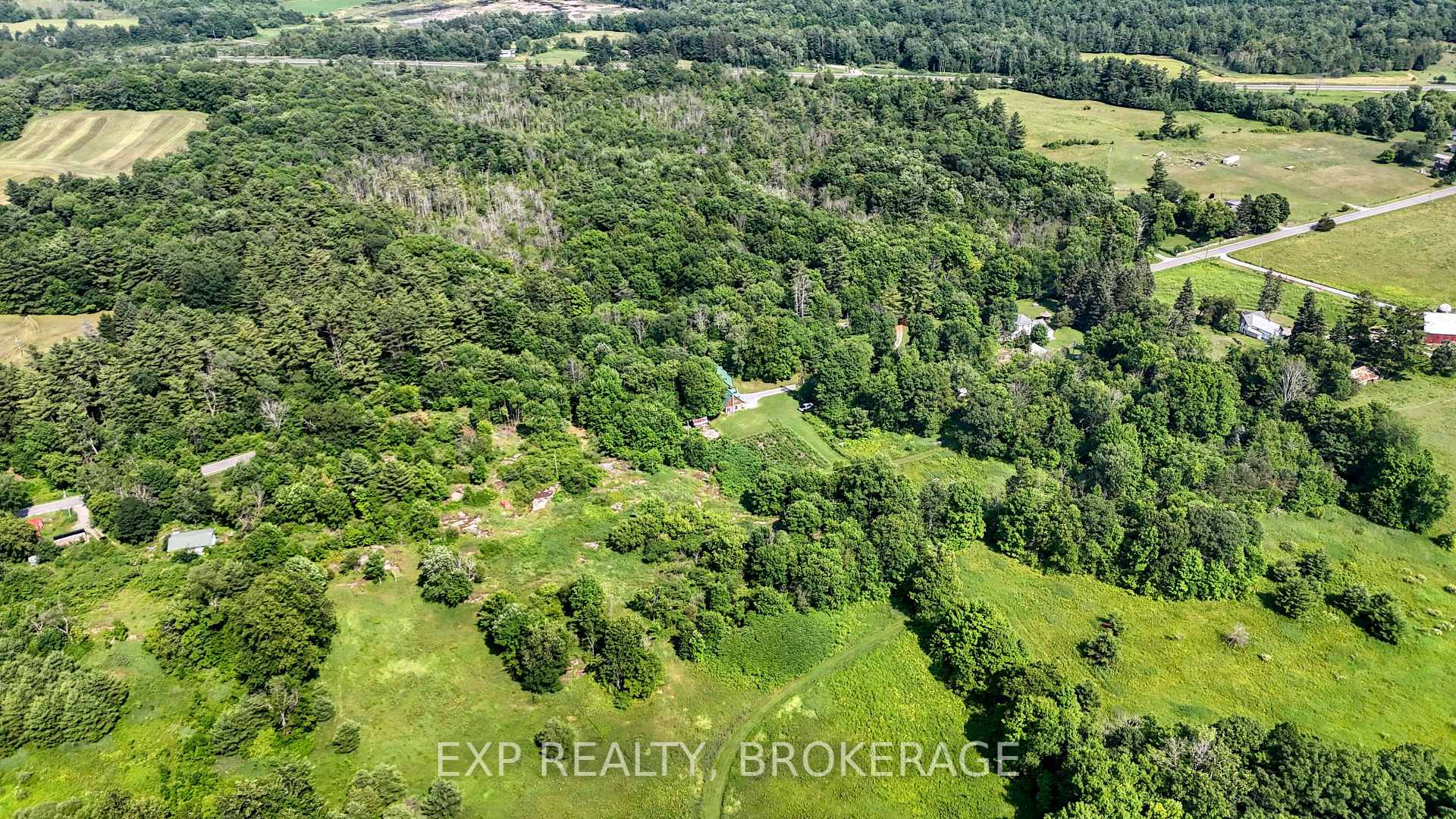 Photo 1 of 1143 Oak Flats Road, Frontenac, Frontenac Centre — HOMEH